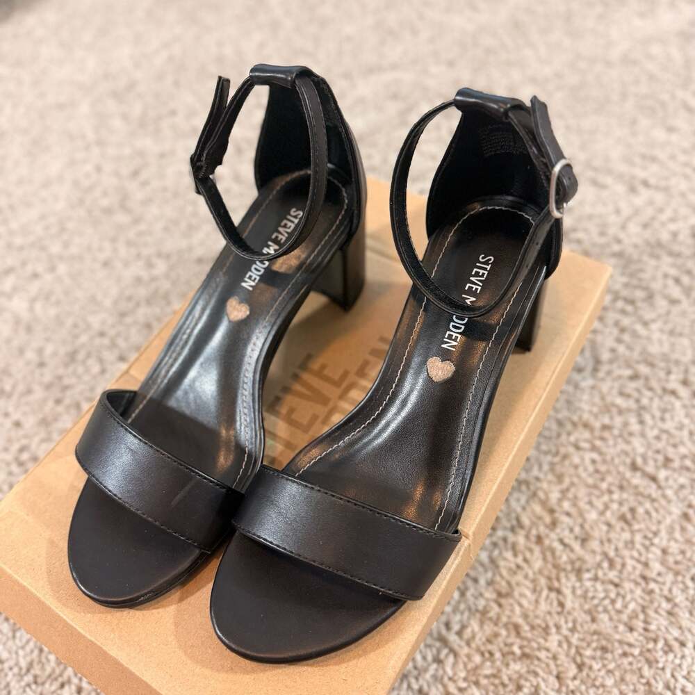 Steve Madden Jcarrson Black Block Heel Sandals Ankle Strap Girls/Womens 3 EUC